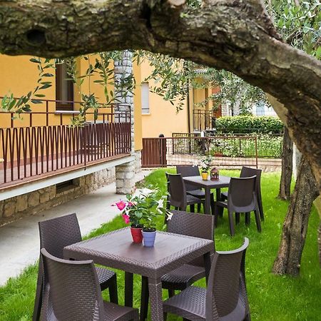 Ortaglia B2 Apartment Torri Del Benaco Luaran gambar